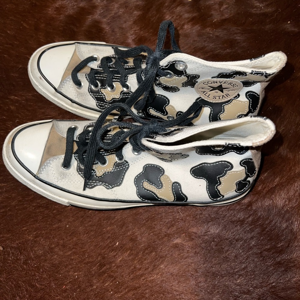 Cheetah print converse